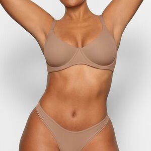 NWT Skims Unlined Demi Bra| 34DD| Sienna